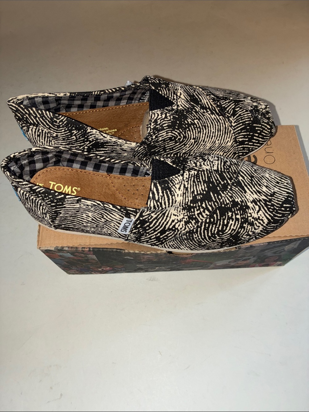 NEW Tom’s Canvas Classics 6.5